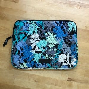🩵Vera Bradley Laptop Case🩵